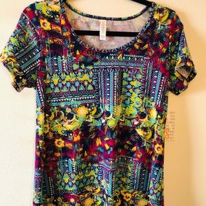 ❤️Lula Roe Shirt SZ XS NWT